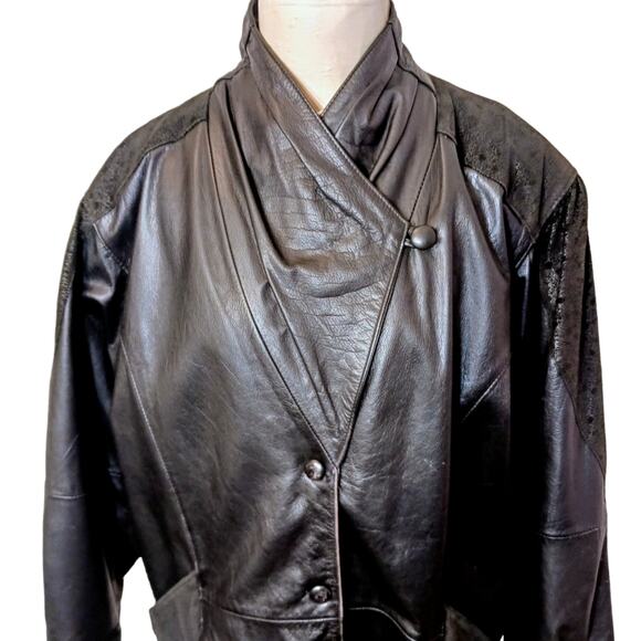 Y2K Leather Coat TEXTURED DETAIL Size L BLACK Patterned Accents Oversized Snaps - Picture 7 of 16